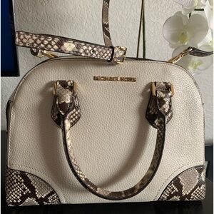 NWOT Michael Kors Reed Leather Satchel Cross bony Bag Cream Snakeskin